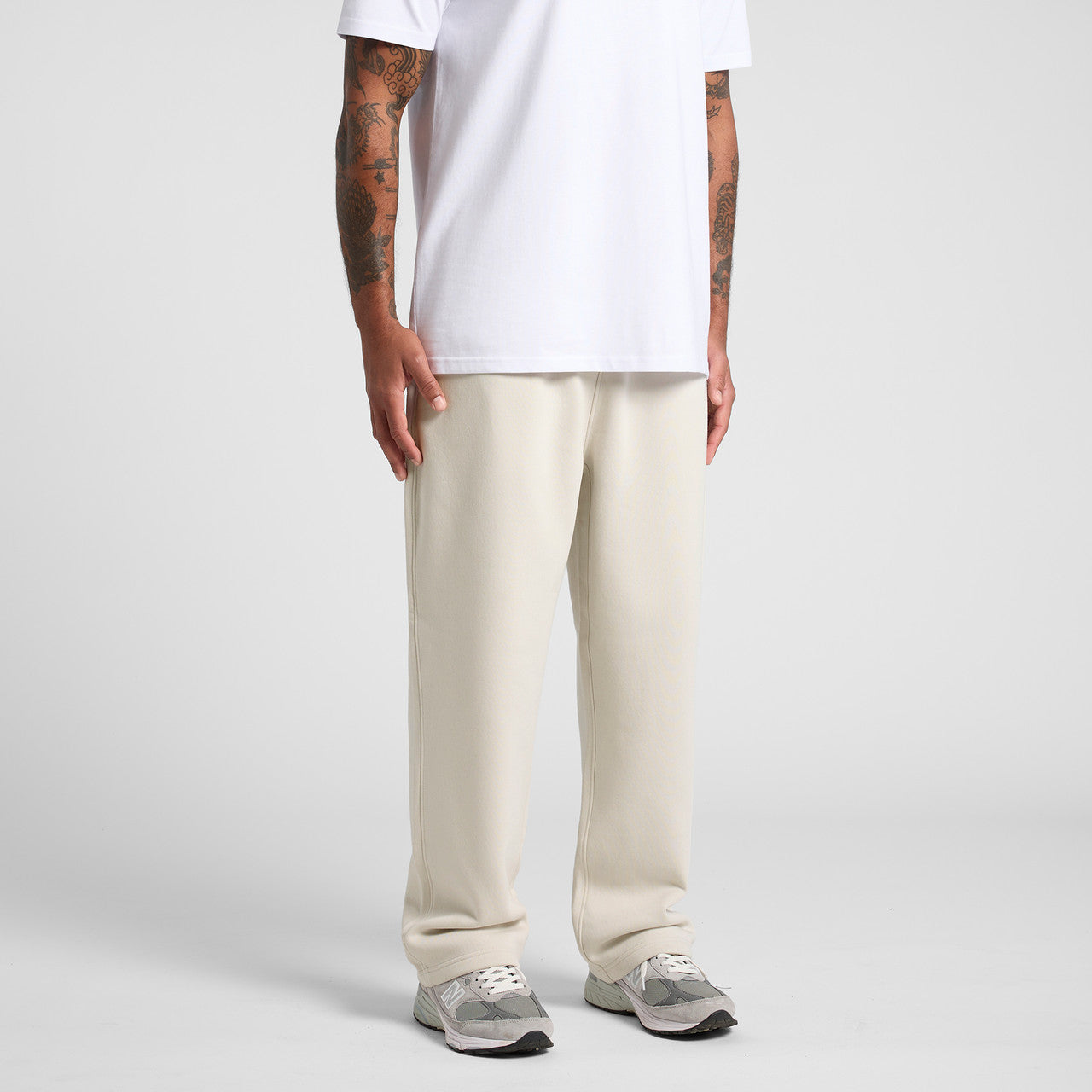 Right View of  Relax Cuffless Track Pants | 5942  grouped