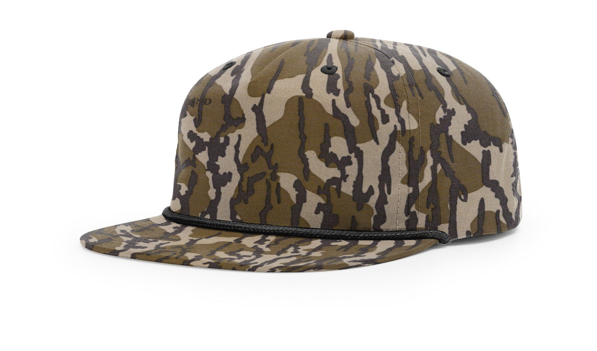 Mossy Oak Bottomland w/ Black Printed Umpqua Gramps Cap